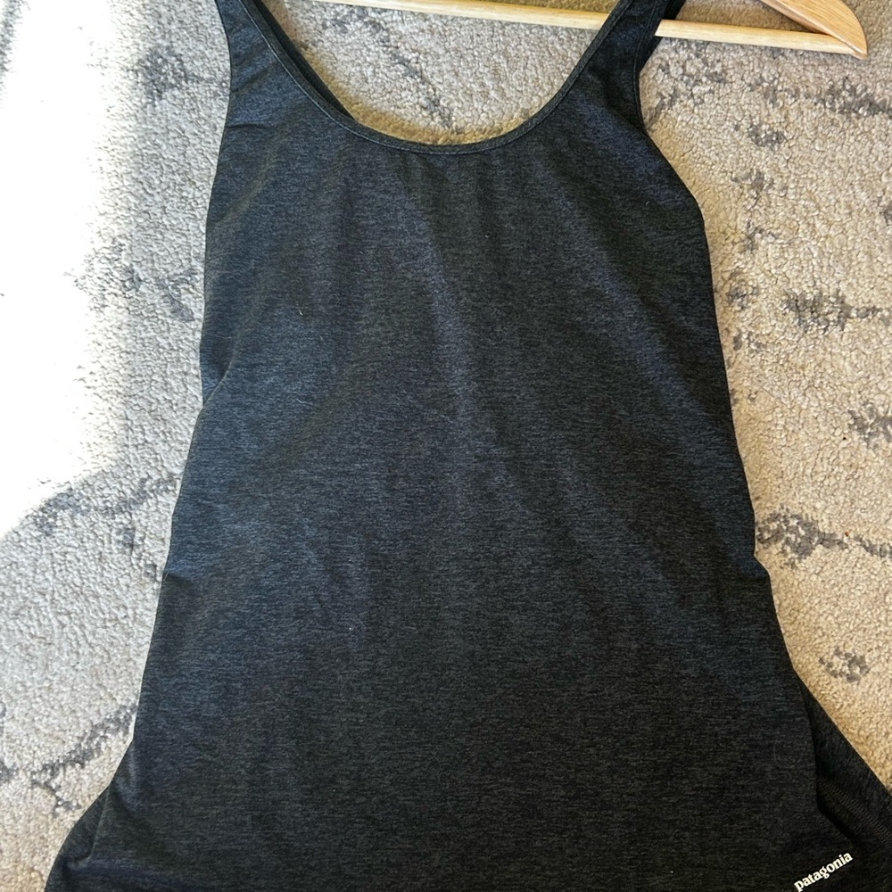 Patagonia cross-back athletic Tank Top, small